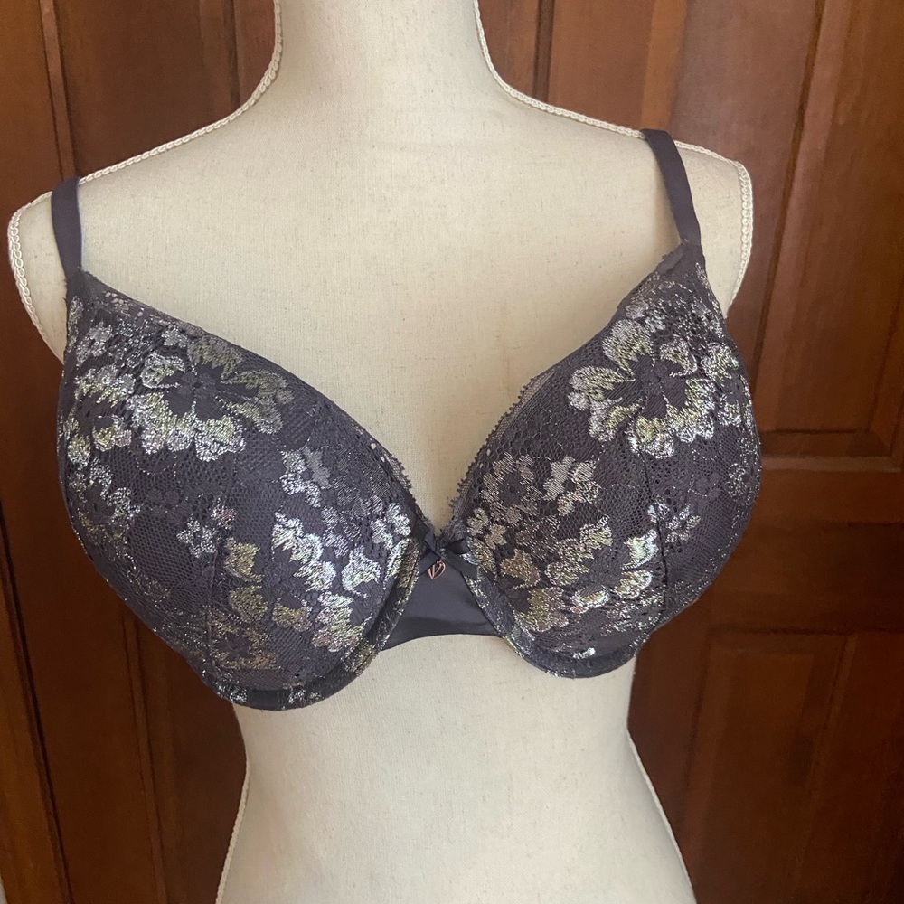 Victoria's Secret Lace Bra in Black and Gold